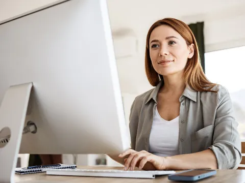 Women on computer